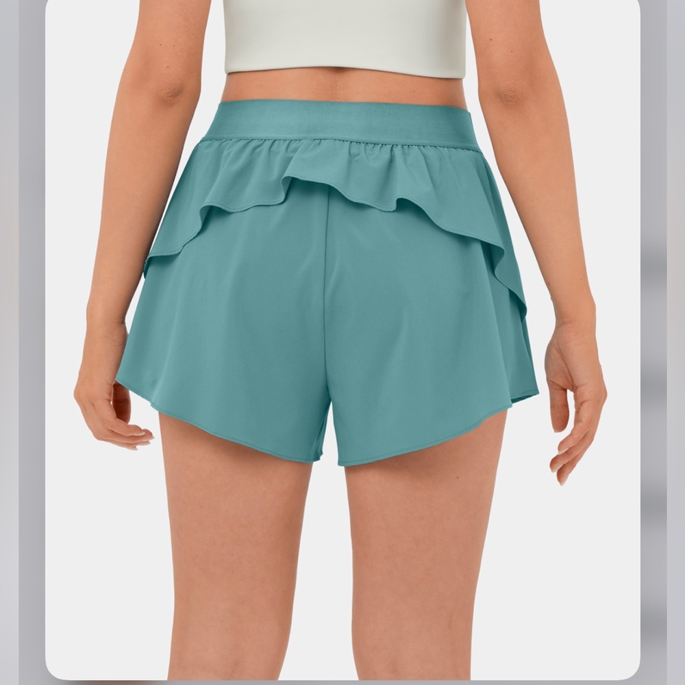NWT HALARA Breezeful High Waisted Ruffle Side Pocket Quick Dry Casual Shorts 3''
